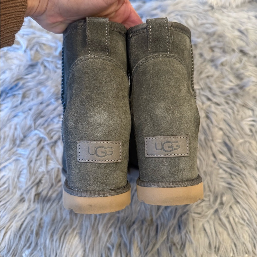UGG Women’s heeled boots size 7.5